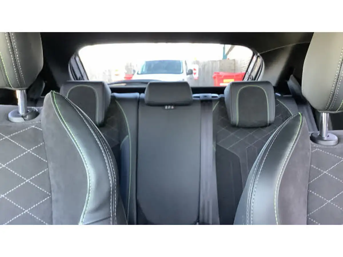 2021-peugeot-208-12-puretech-gt-premium-100bhp-eat8-big-14
