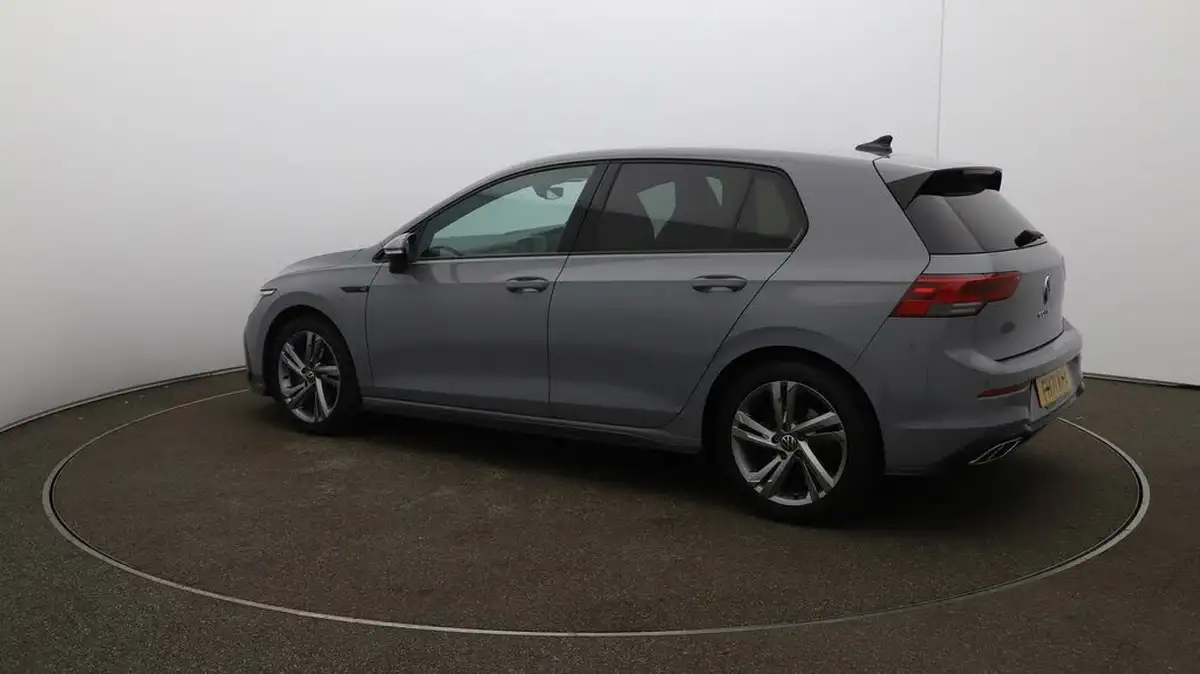 2022-volkswagen-golf-15-tsi-r-line-150ps-hatchback-big-29
