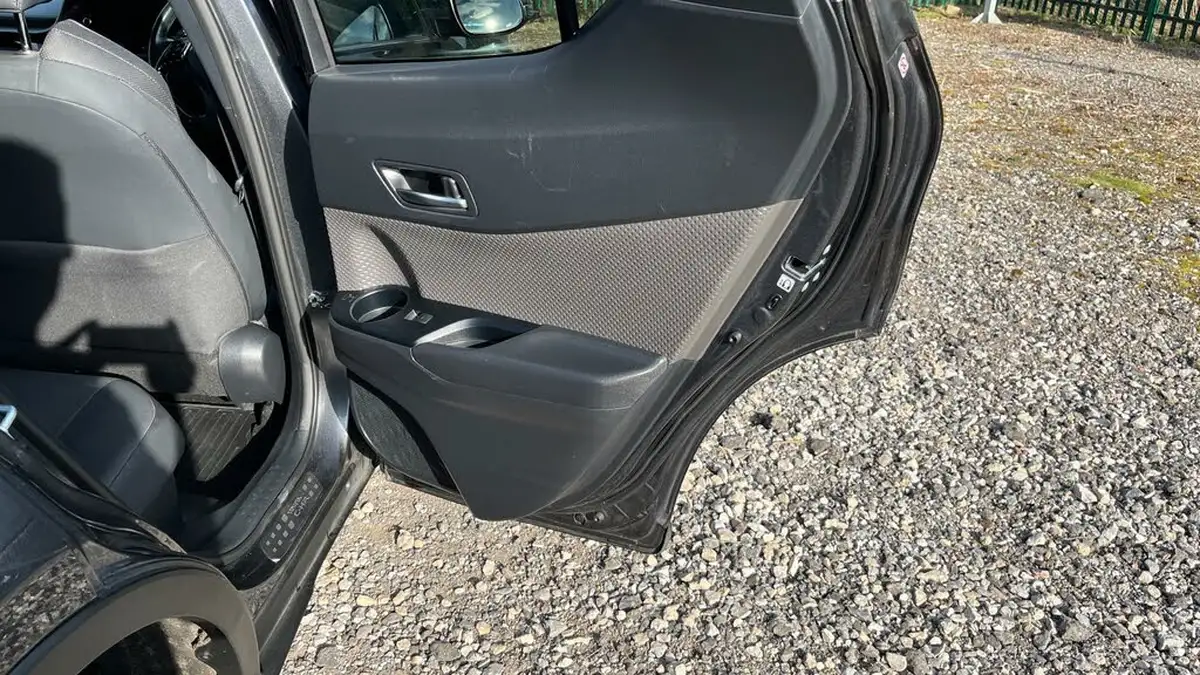 2022-toyota-c-hr-18-vvt-i-excel-big-27