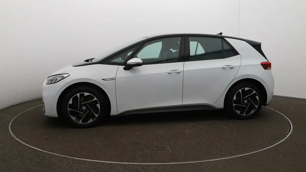 2022-volkswagen-id3-e-life-204ps-58kwh-pro-performance-big-4