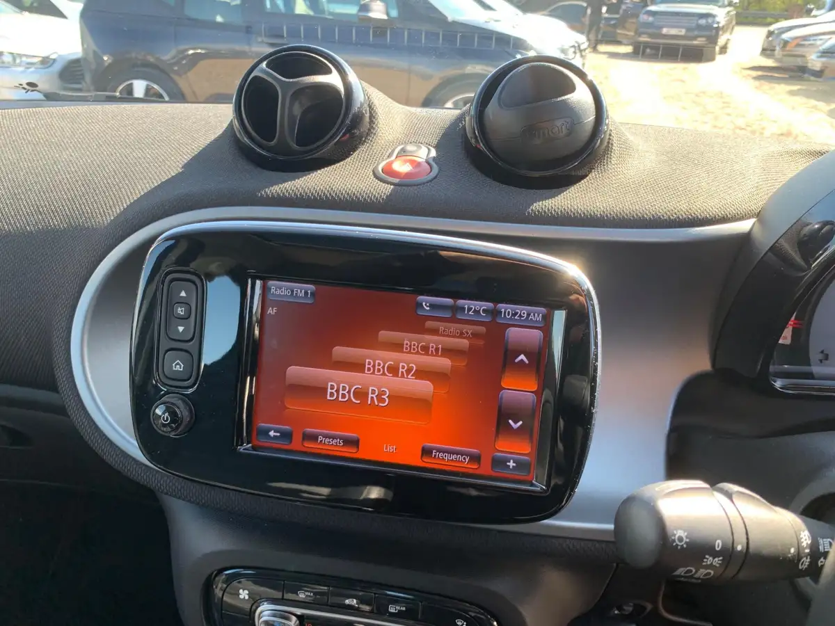 2016-smart-forfour-10-prime-71bhp-premium-plusss-big-12