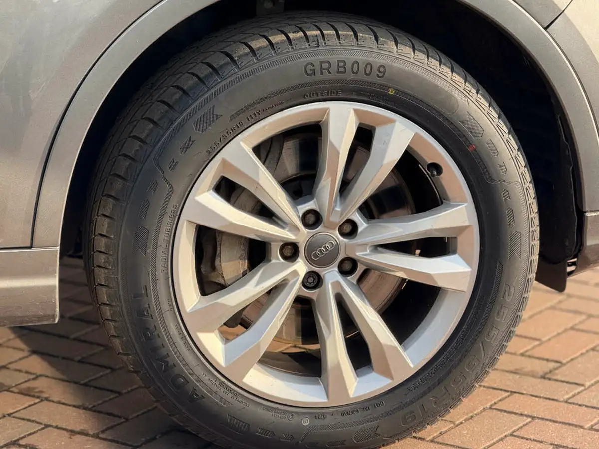 2016-audi-q7-30tdi-quattro-se-272ps-big-23