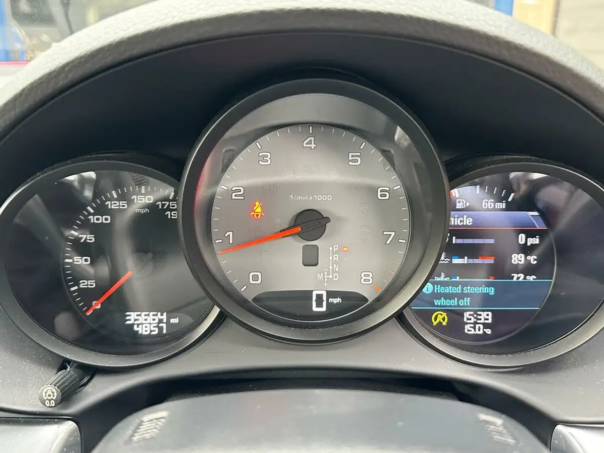 2017-porsche-cayman-718-25-s-pdk-big-18