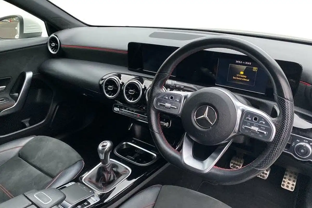 2019-mercedes-benz-a-class-13-a180-amg-line-hatchback-5d-big-10