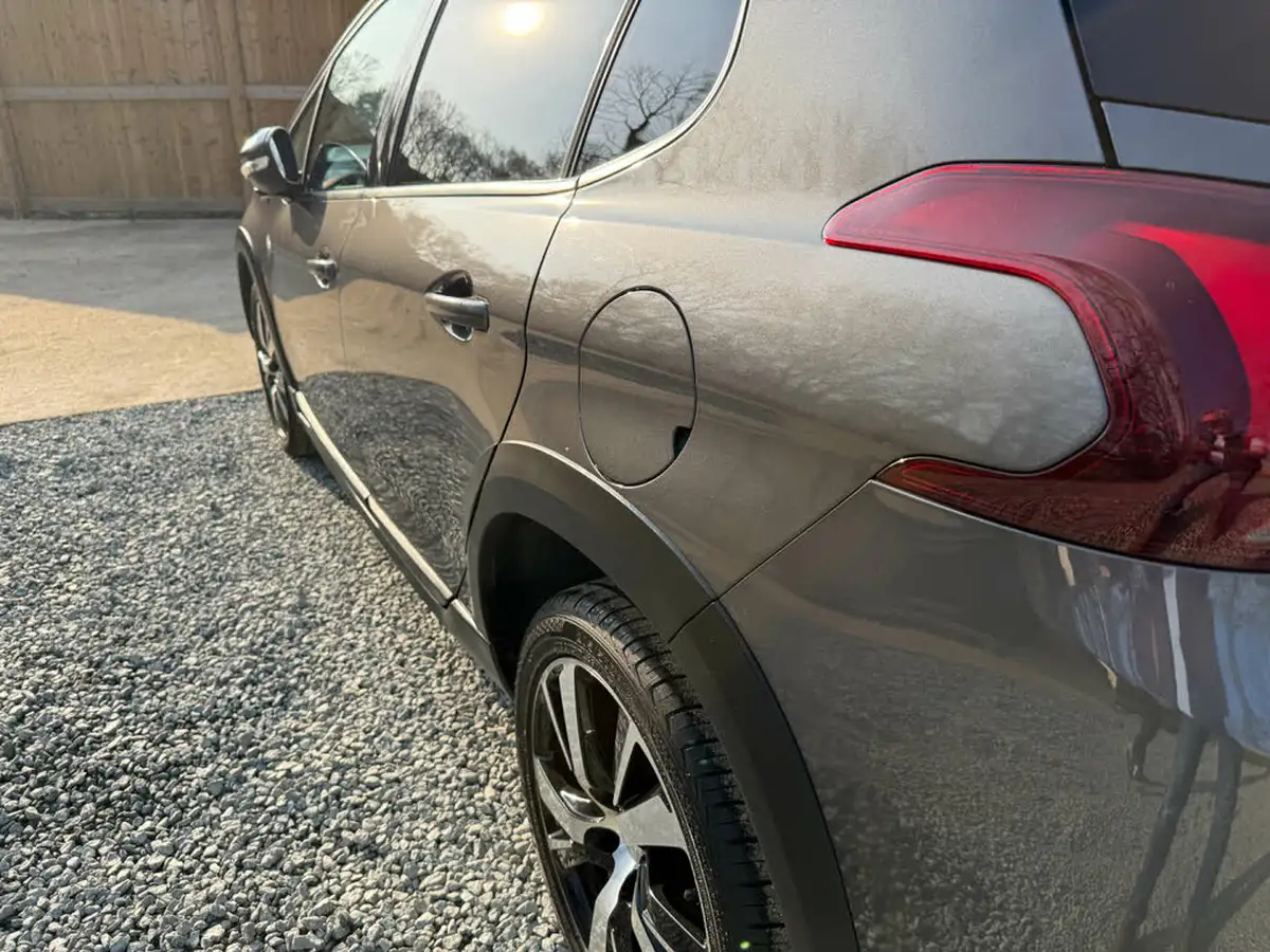 2019-peugeot-2008-suv-12-puretech-gt-line-110bhp-eat6-big-22