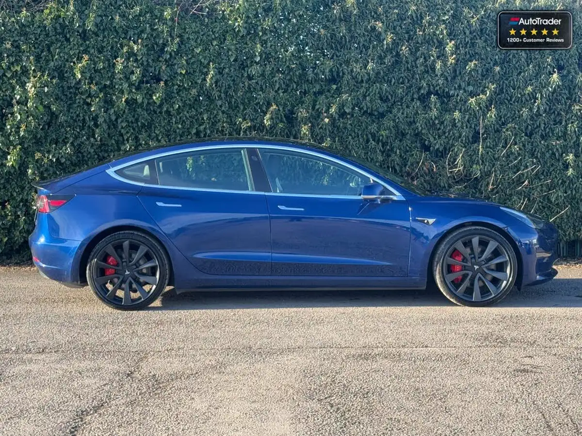 2019-tesla-model-3-e-4x4-performance-pack-big-33