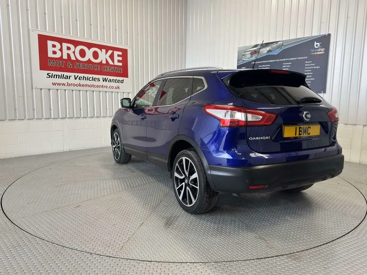 2015-nissan-qashqai-16dci-tekna-xtronic-cvt-big-5