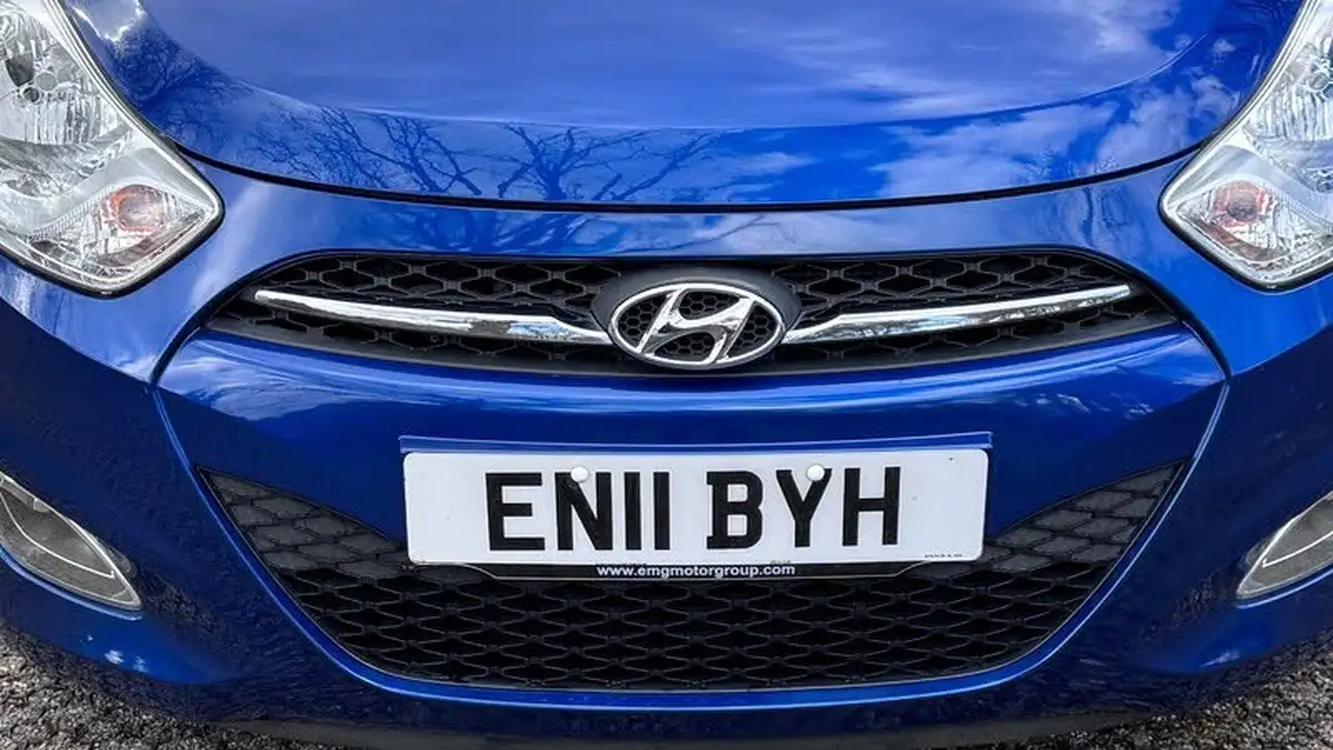 2011-hyundai-i10-12-active-big-13