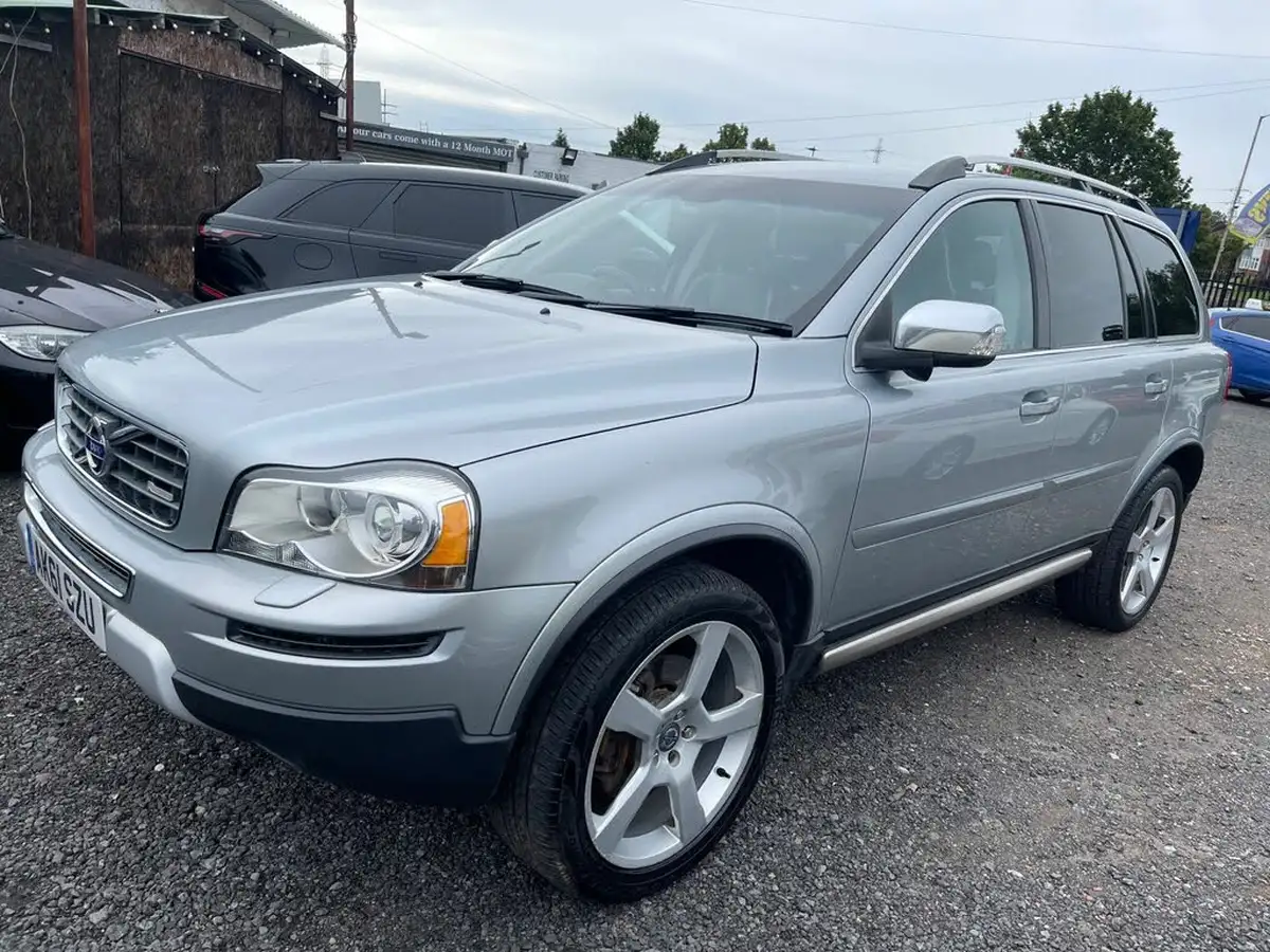 2011-volvo-xc90-24td-d5-r-design-200bhp-big-1