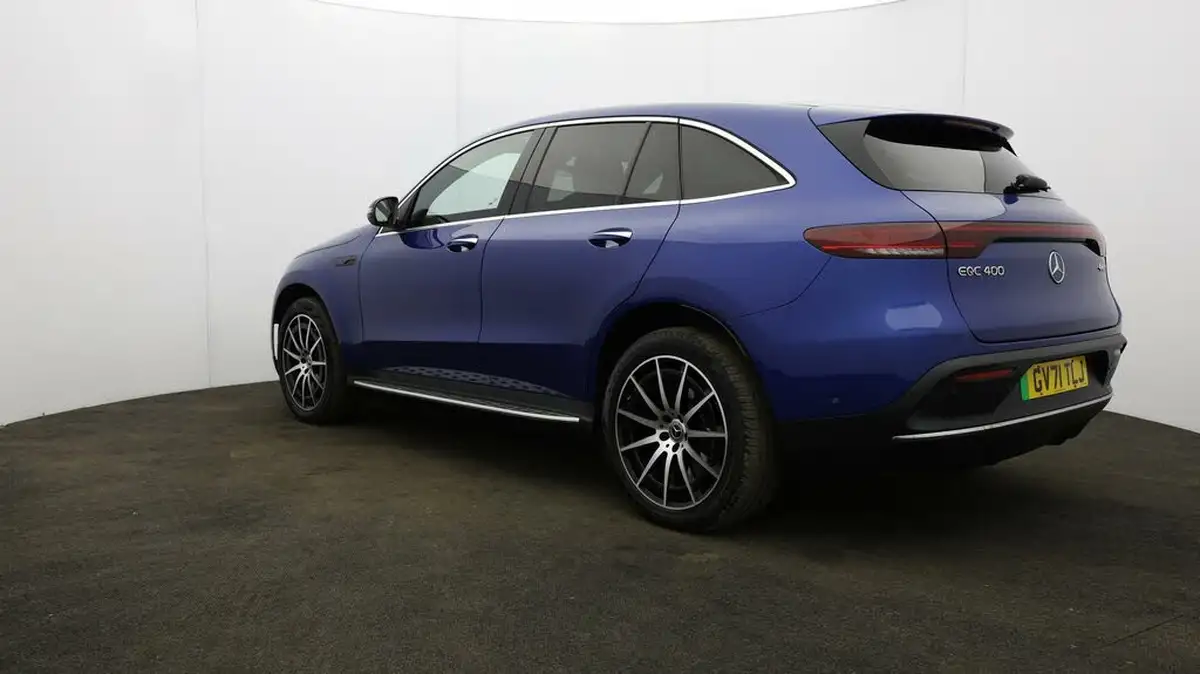 2022-mercedes-benz-eqc-e-eqc-400-amg-line-big-59