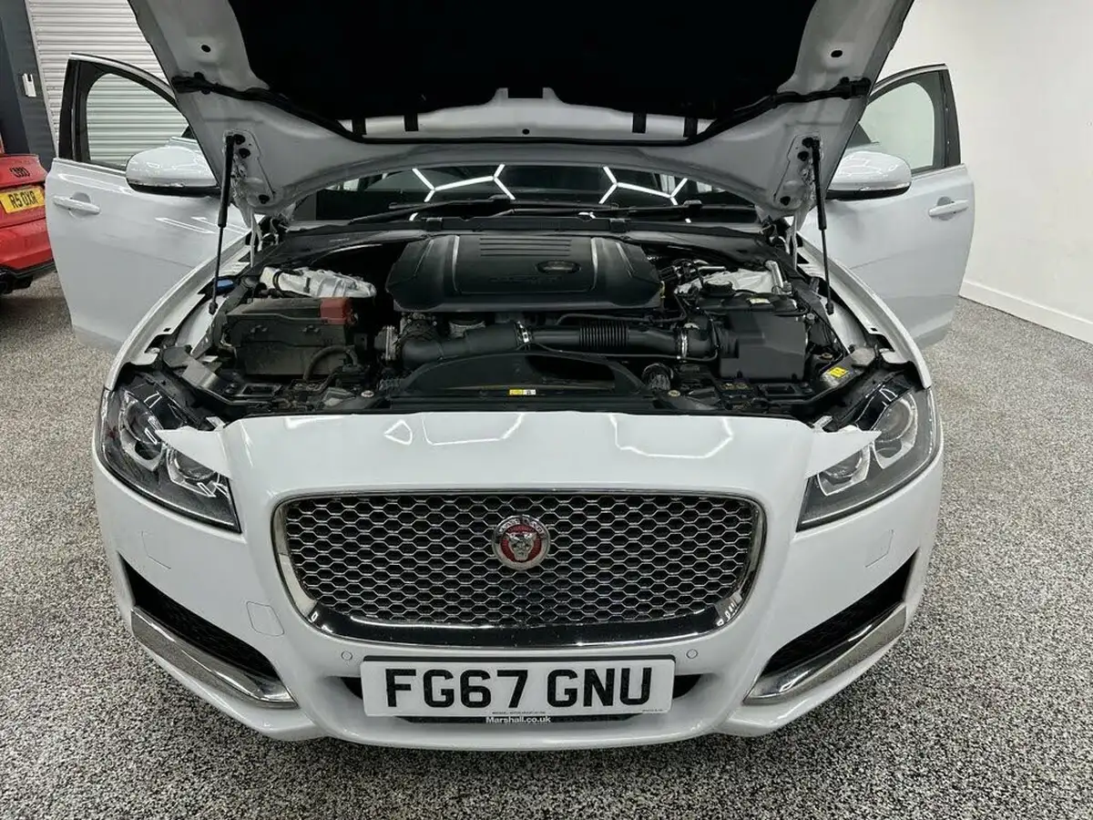 2017-jaguar-xf-20td-portfolio-180ps-sportbrake-5d-1999cc-auto-big-15