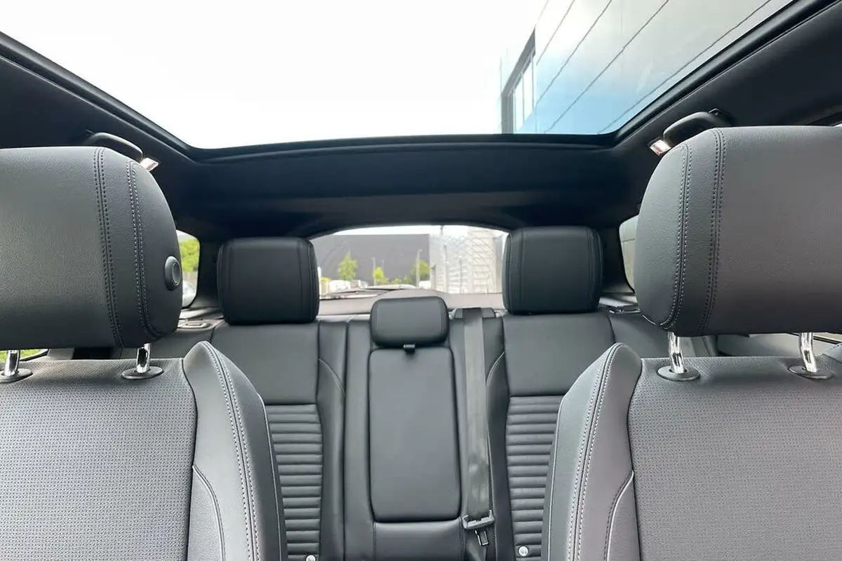 2024-land-rover-discovery-sport-15-p300e-dynamic-se-big-18