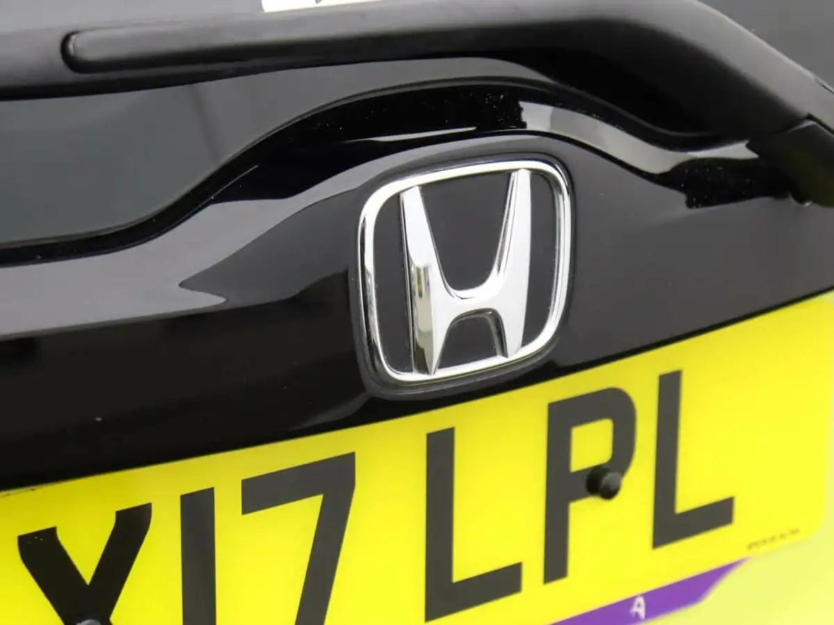 2017-honda-jazz-13-i-vtec-ex-navi-big-50