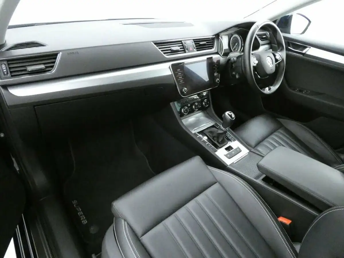 2021-skoda-superb-14-tsi-se-technology-156ps-estate-big-26