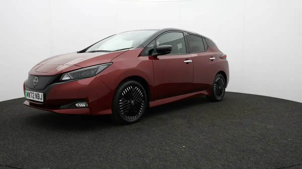 2023-nissan-leaf-e-tekna-39kwh-big-60