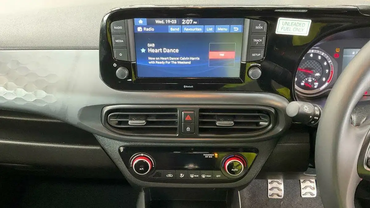 2023-hyundai-i10-10-t-gdi-n-line-big-10