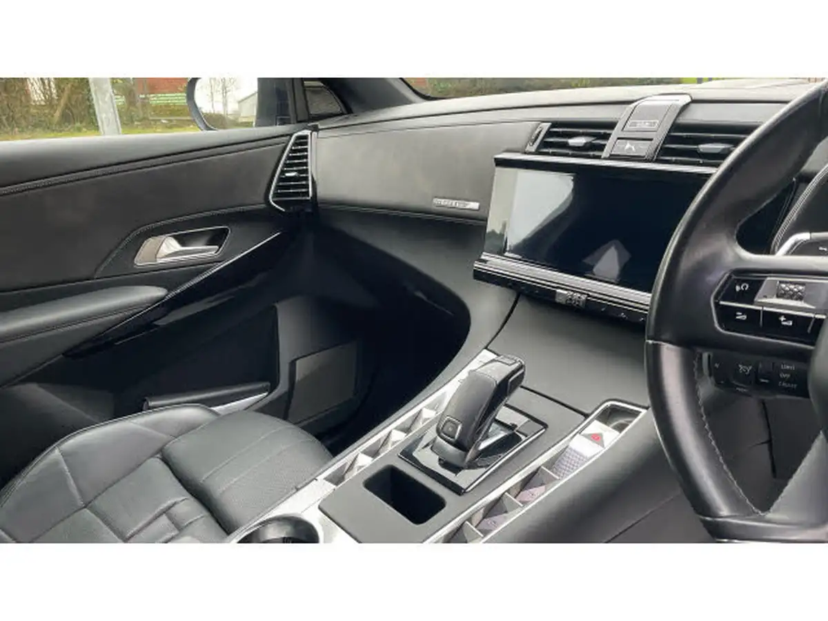 2019-ds-ds-7-crossback-16-puretech-ultra-prestige-ss-big-13