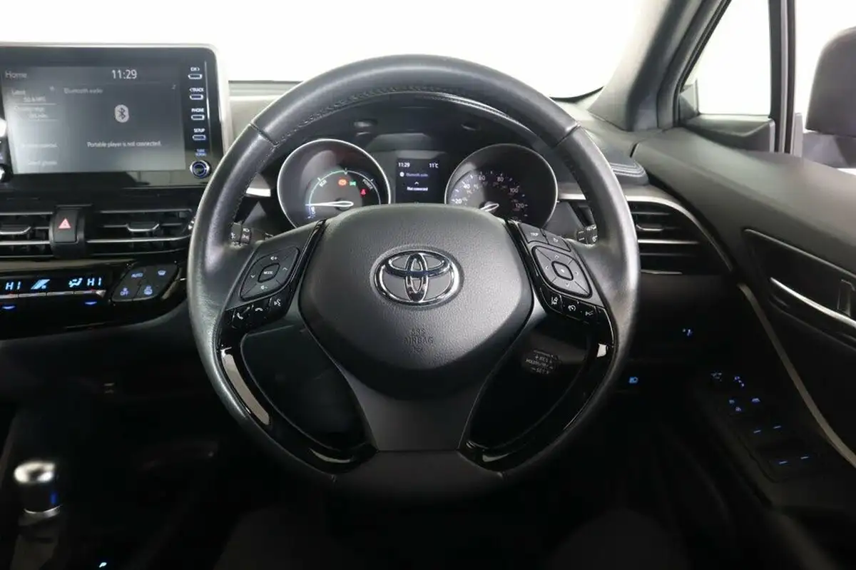 2021-toyota-c-hr-18-vvt-i-icon-big-42