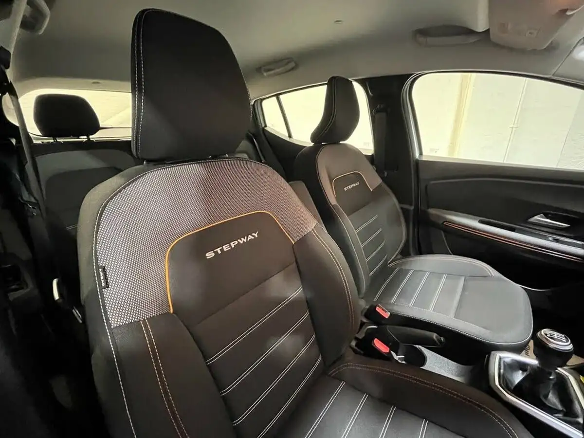 2021-dacia-sandero-stepway-10-tce-comfort-90bhp-big-11