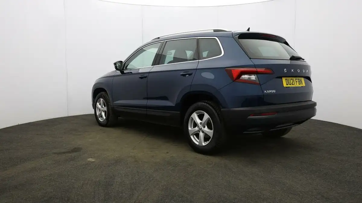 2021-skoda-karoq-15-tsi-se-l-big-52
