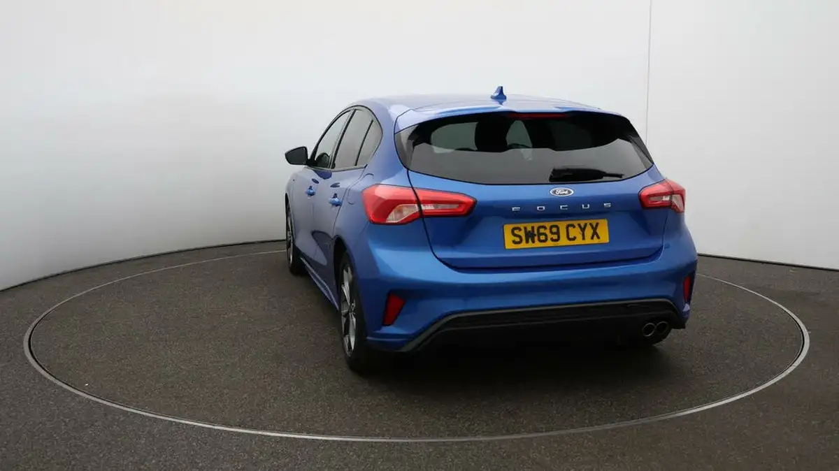 2019-ford-focus-10t-st-line-hatchback-big-50