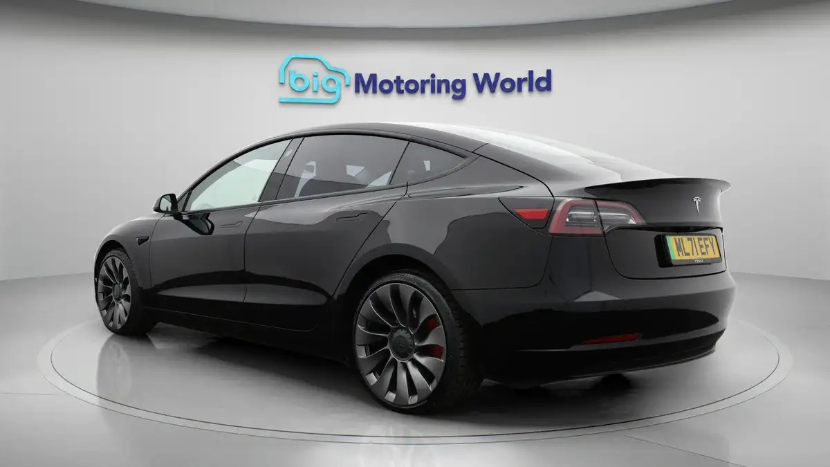 2021-tesla-model-3-e-performance-awd-big-4