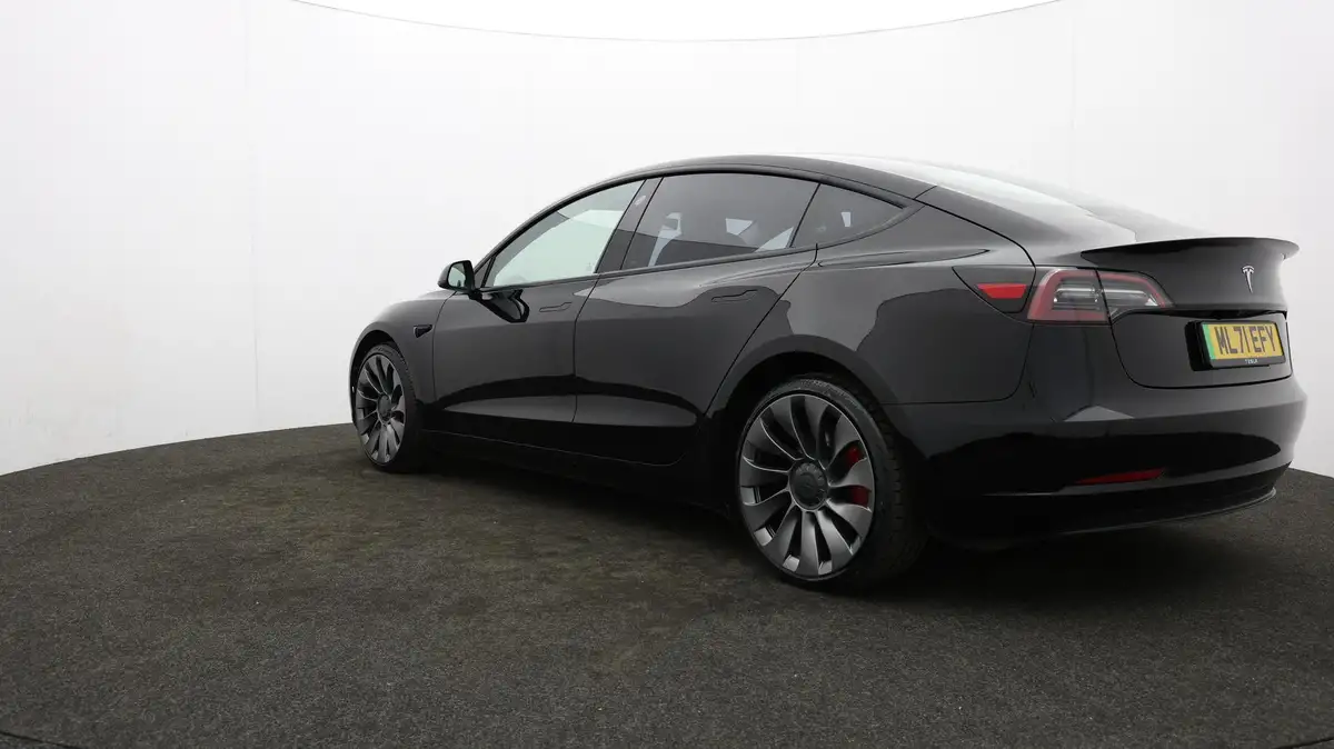 2021-tesla-model-3-e-performance-awd-big-70