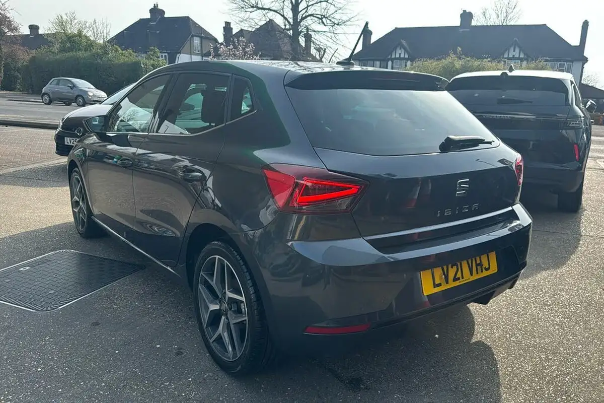 2021-seat-ibiza-10-tsi-xcellence-lux-110ps-big-1