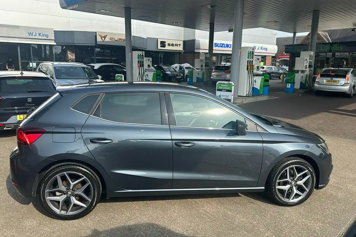 2021-seat-ibiza-10-tsi-xcellence-lux-110ps-big-5