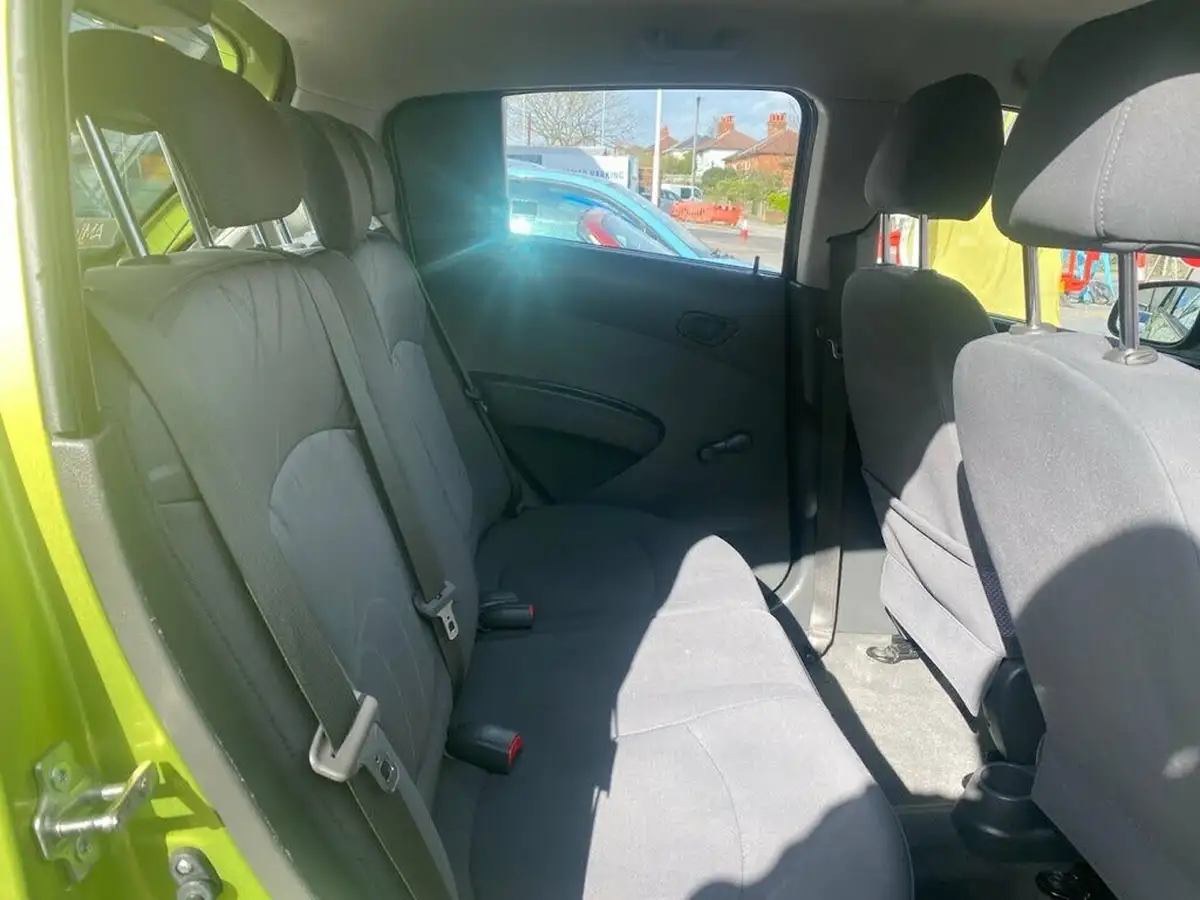 2011-chevrolet-spark-12-ls-big-12