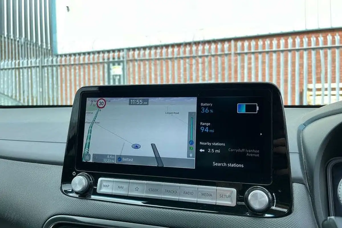 2021-hyundai-kona-e-ultimate-big-31