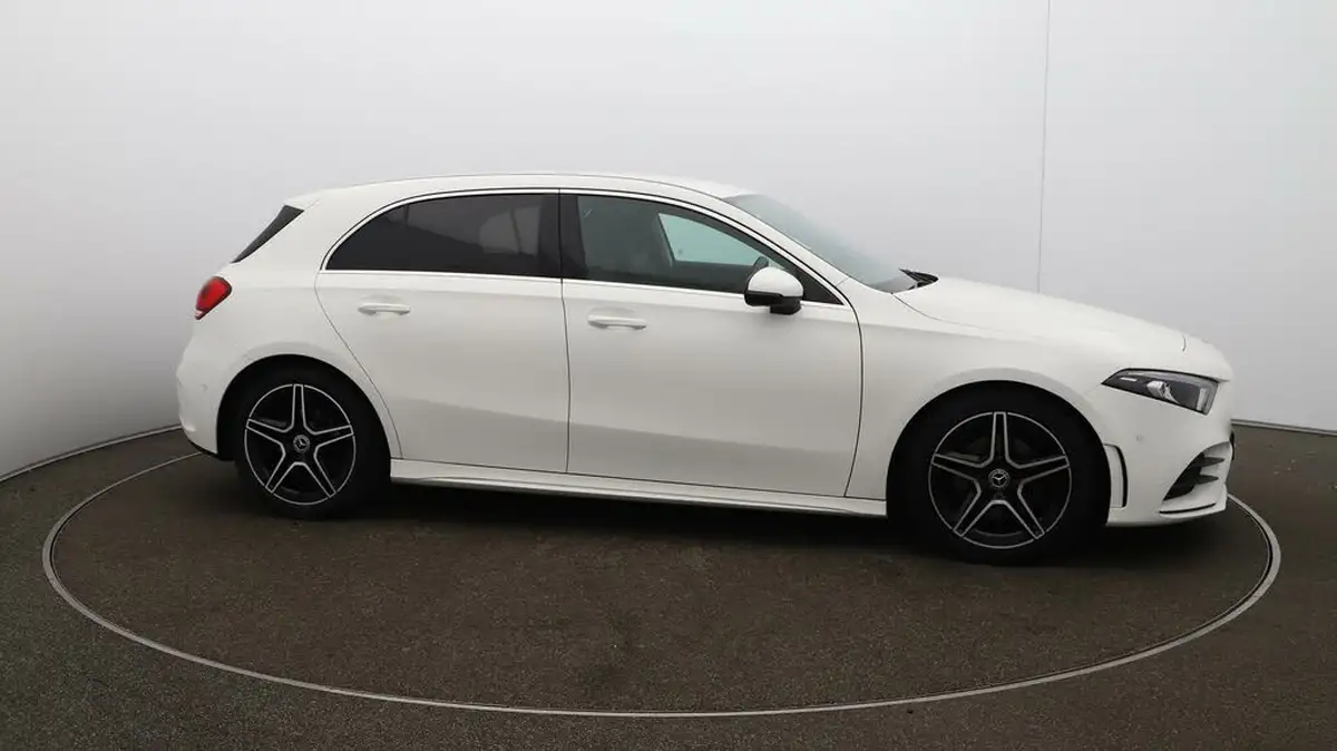 2019-mercedes-benz-a-class-15d-a180d-amg-line-executive-hatchback-5d-7g-dct-big-38