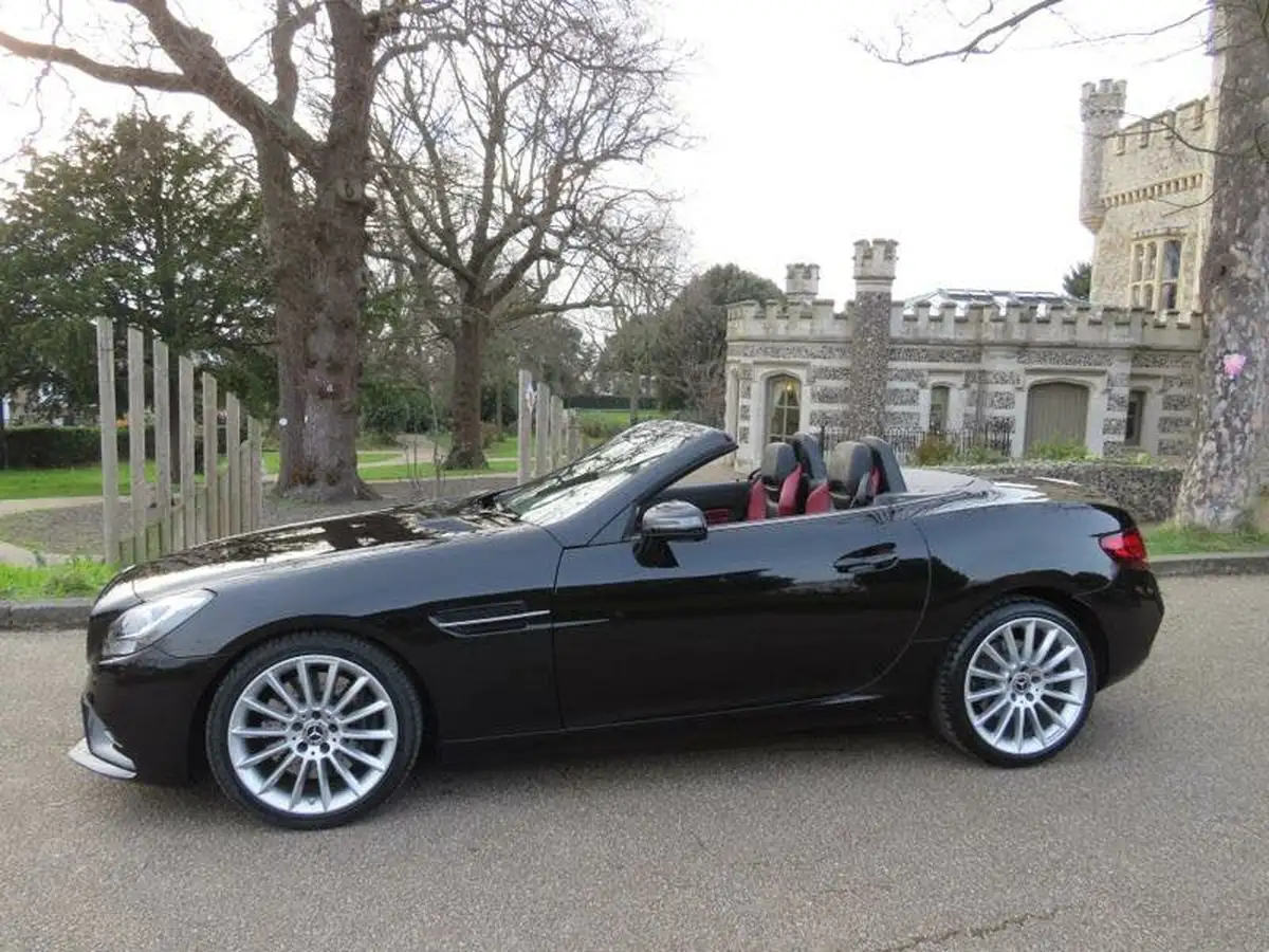 2017-mercedes-benz-slc-21d-slc250d-amg-line-big-7