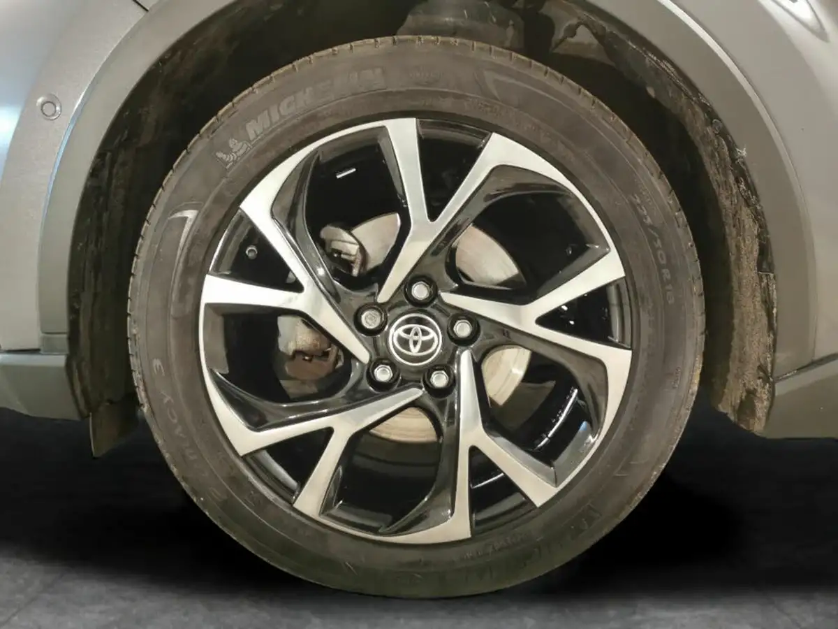2022-toyota-c-hr-18-vvt-i-design-big-27