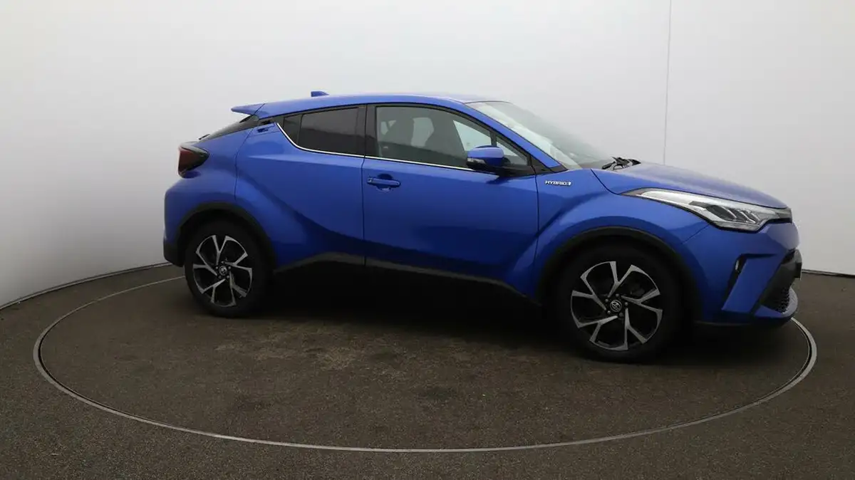 2021-toyota-c-hr-18-vvt-i-design-big-39