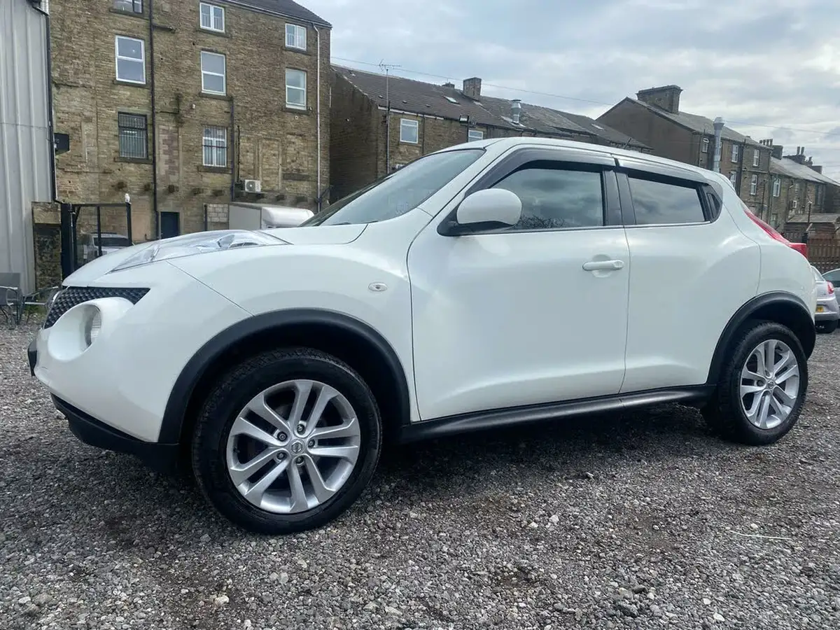 2013-nissan-juke-16-acenta-premium-big-5