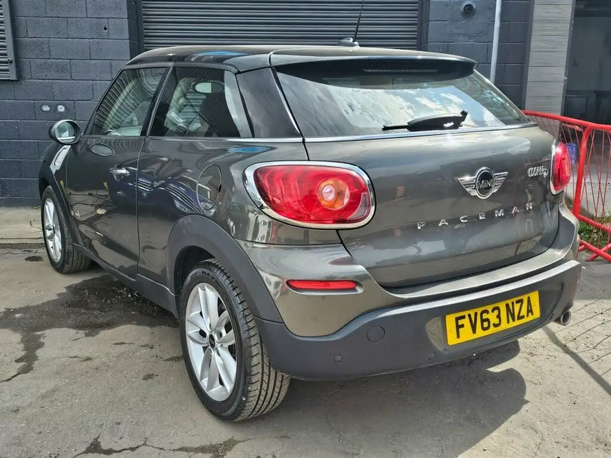 2013-mini-paceman-16td-cooper-d-4x4-all4-big-8