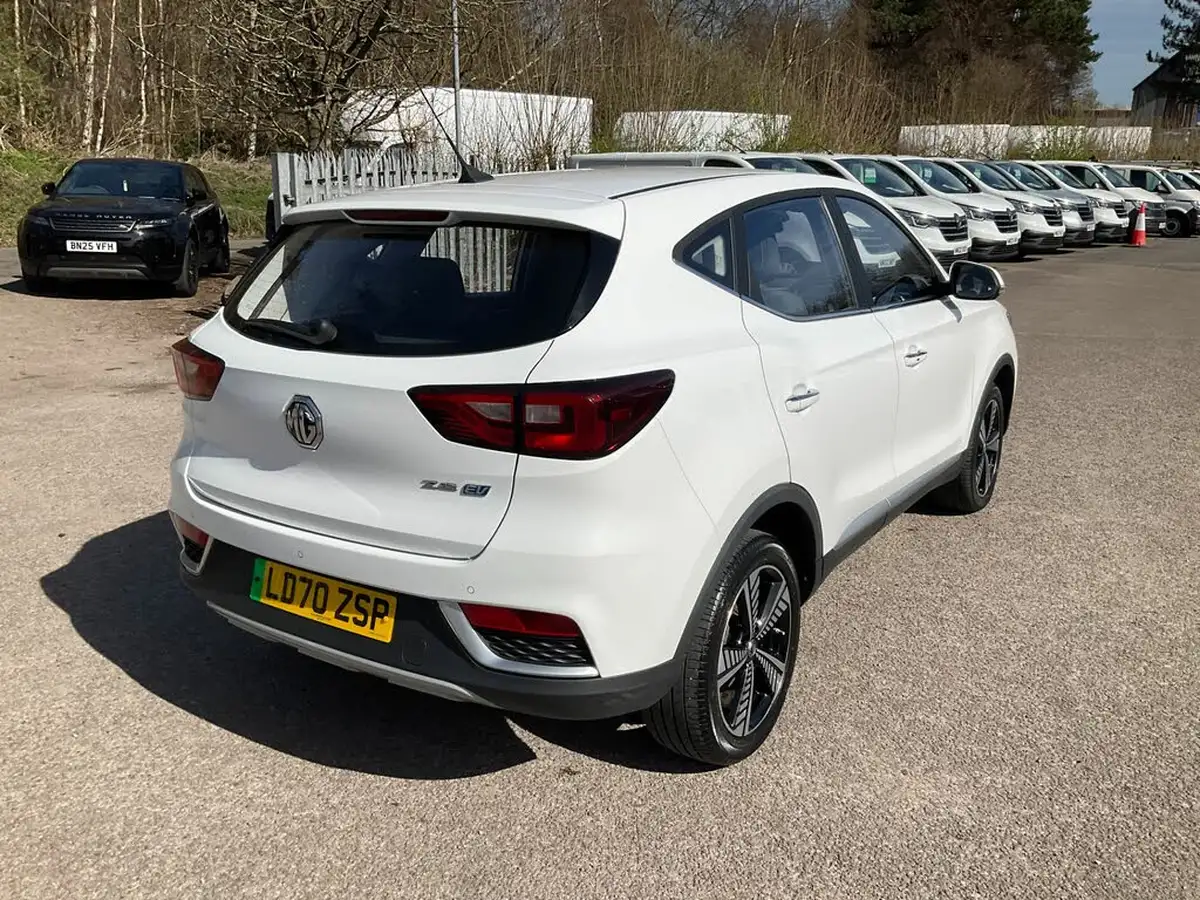 2020-mg-zs-suv-e-excite-ev-big-7