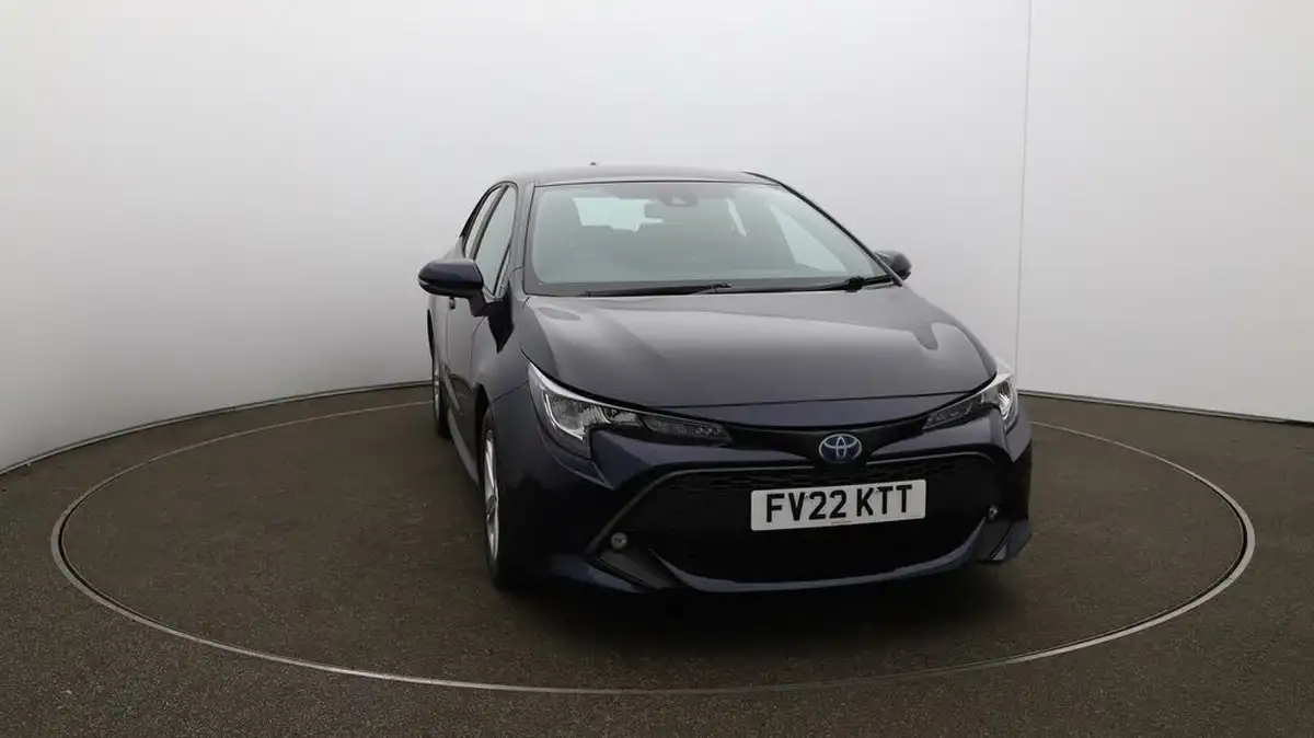 2022-toyota-corolla-18-vvt-i-icon-tech-trk-hatchback-5d-big-32