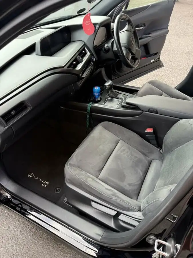 2020-lexus-ux-250h-20-ux-premium-pack-with-navigation-big-15