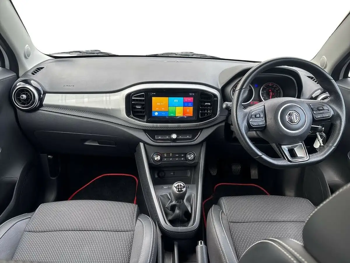 2023-mg-mg3-15-vti-tech-exclusive-nav-big-12