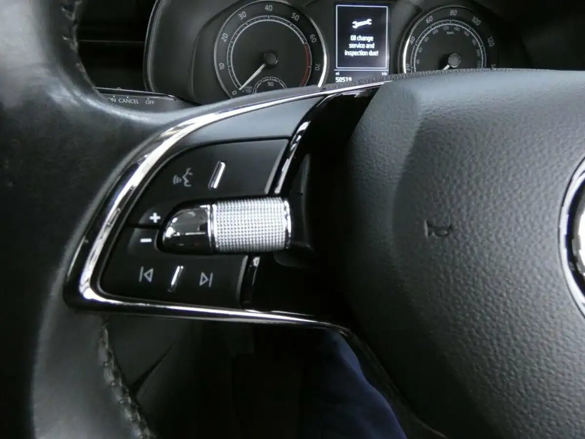 2020-skoda-kamiq-15-tsi-se-dsg-big-12