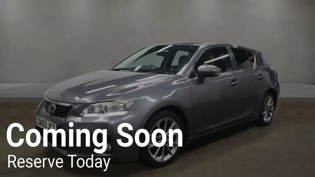 2013-lexus-ct-200h-18-advance-big-1