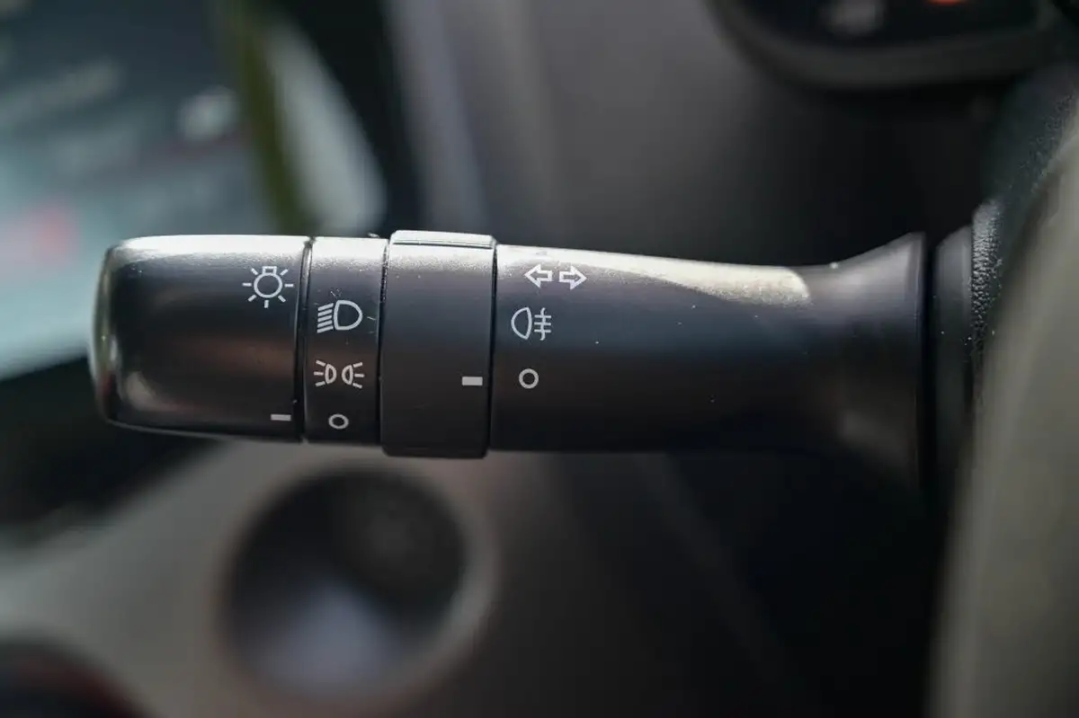 2020-toyota-aygo-10-vvt-i-x-play-big-35