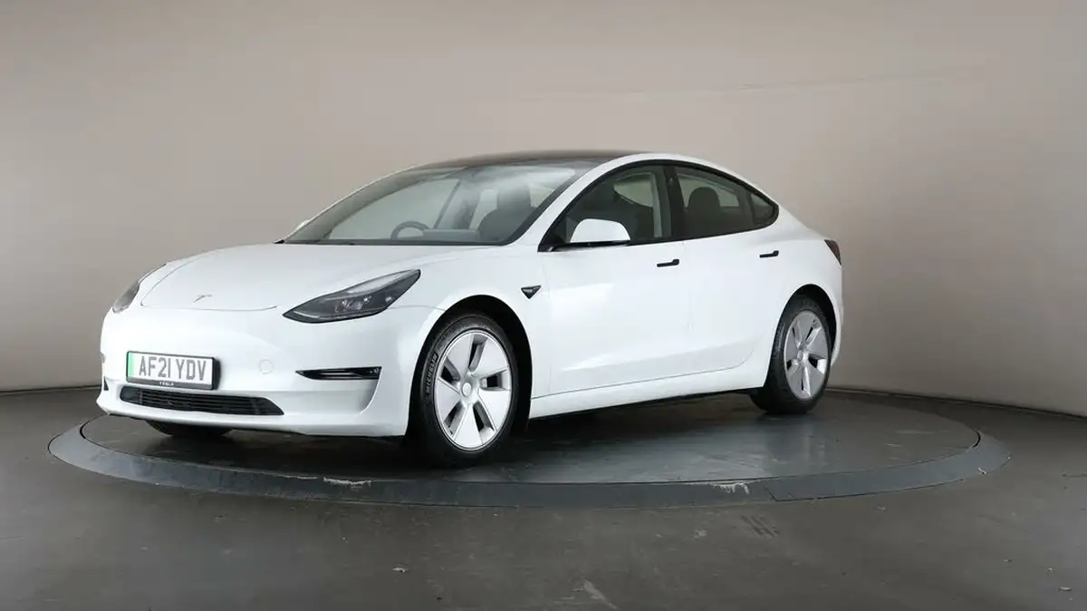 2021-tesla-model-3-e-long-range-4x4-big-36