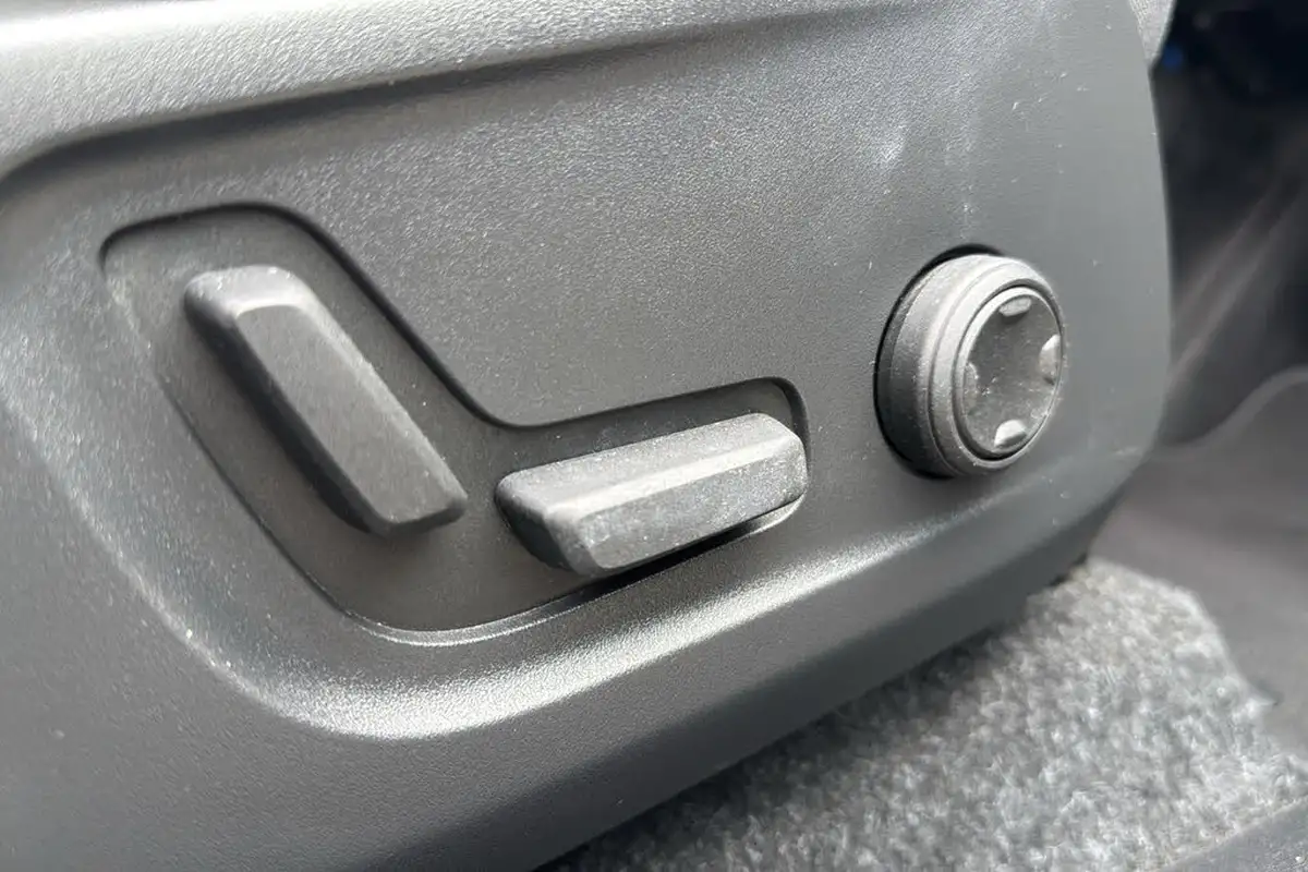 2022-volvo-c40-e-recharge-plus-228bhp-big-24