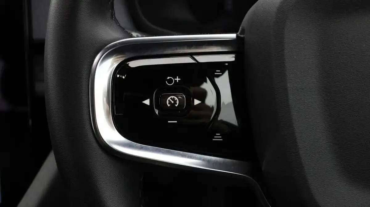 2022-polestar-polestar-2-e-ps2-165kw-standard-single-hatchback-big-22