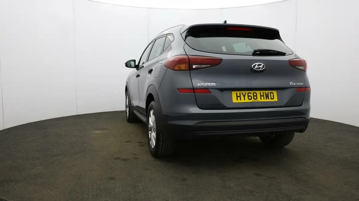 2018-hyundai-tucson-16-gdi-se-nav-big-23