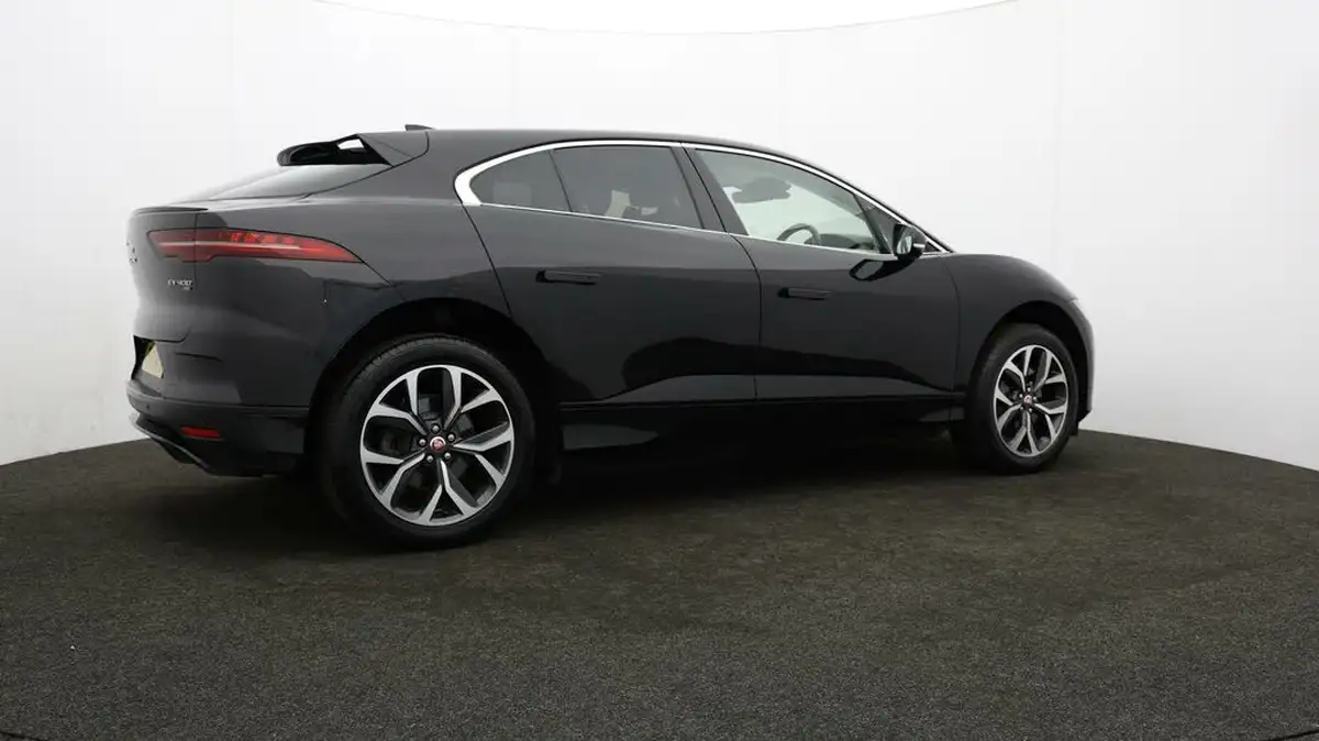 2021-jaguar-i-pace-ev400-hse-big-29