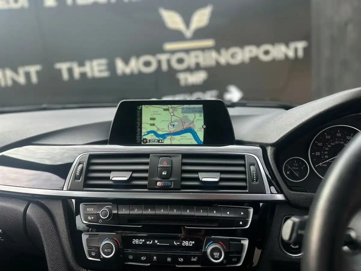 2017-bmw-3-series-20td-318d-sport-saloon-4d-big-13